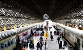 کمبود خدمات در ایستگاه راه آهن پایتخت / افزایش کرایه حمل بار مسافر