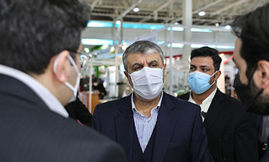 بازدید رئیس سازمان انرژی اتمی از غرفه سازمان فاوای شهرداری تهران